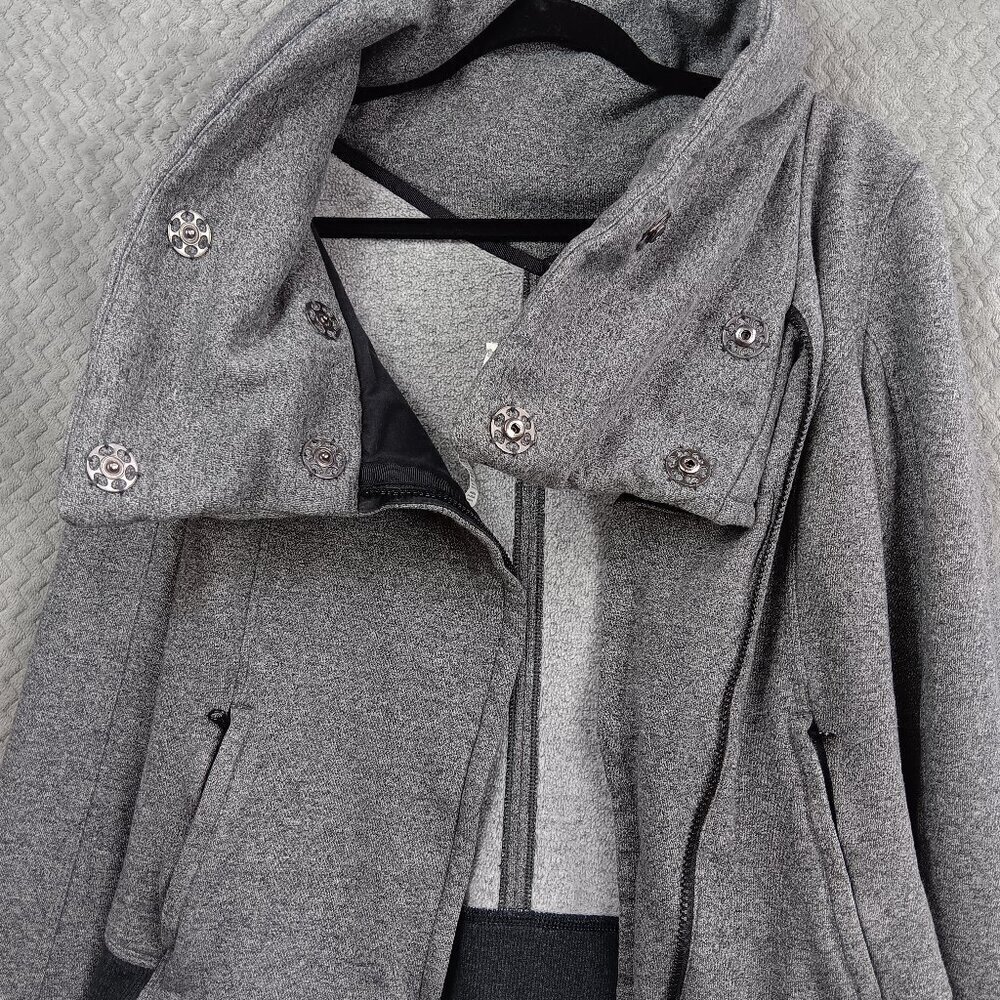 LULULEMON Karmacollected Jacket Heathered Speckled Black Women's 8 Zip Collared - Picture 5 of 12